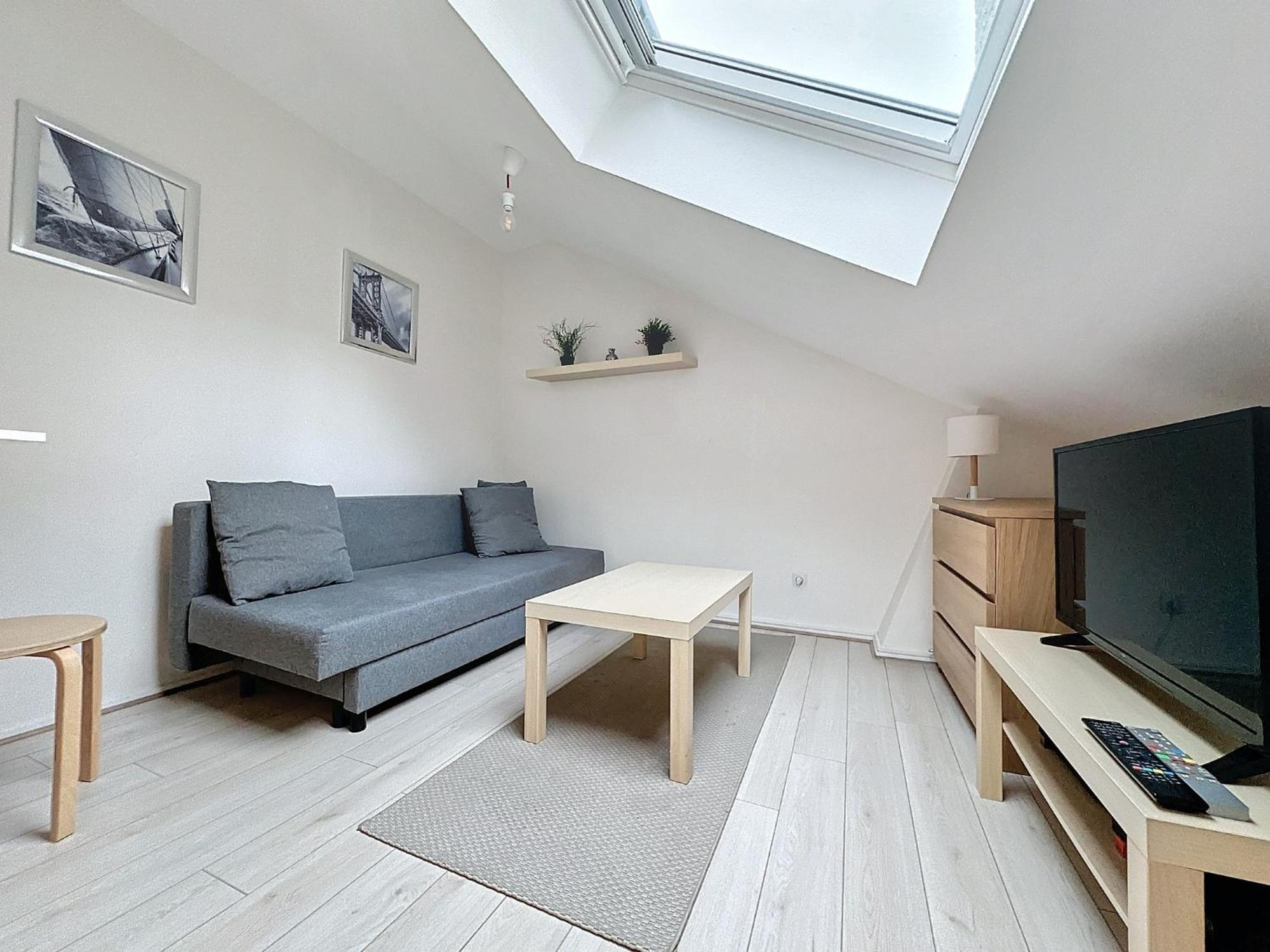 Le Nid De Reims Apartment Ngoại thất bức ảnh
